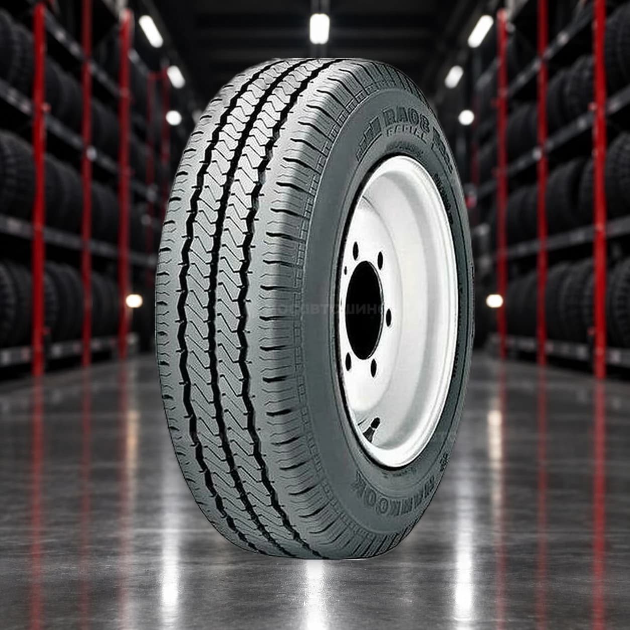 Hankook RA08 Radial 215/70 R16C 108/106R
