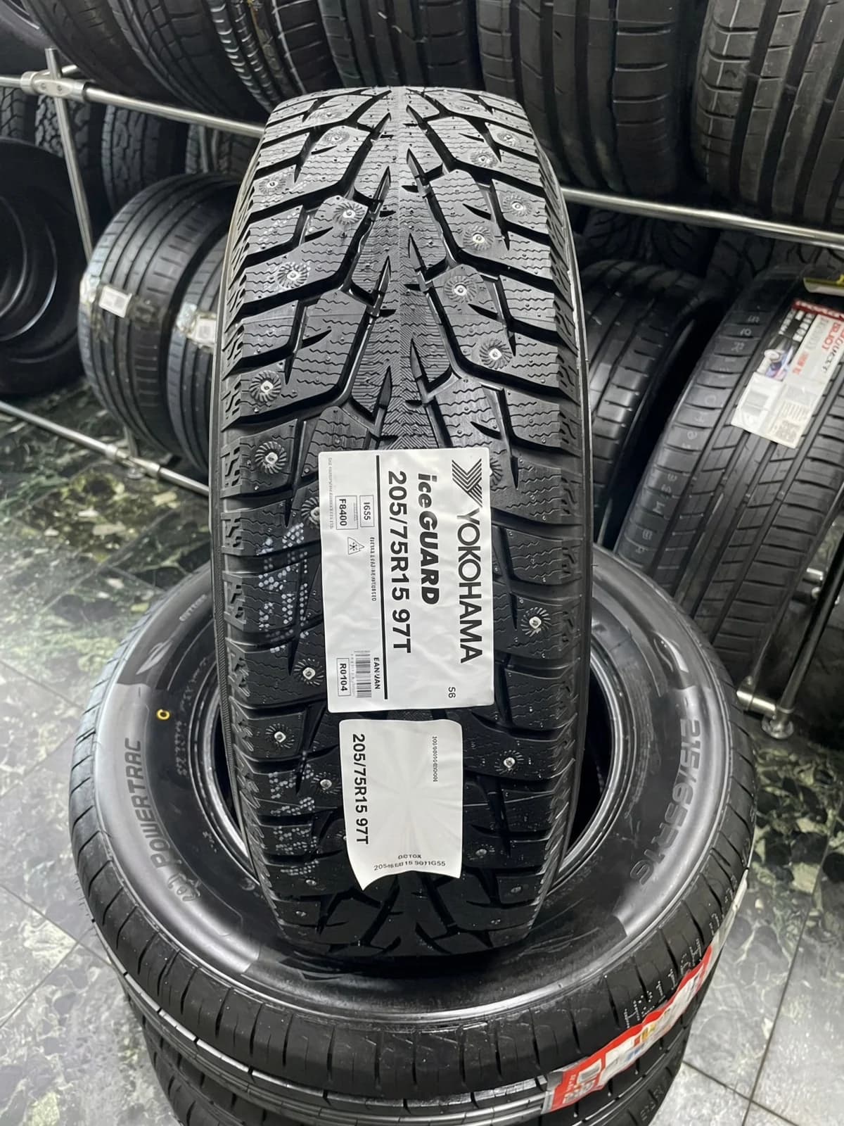 Yokohama Ice Guard IG55 205/75 R15 97T