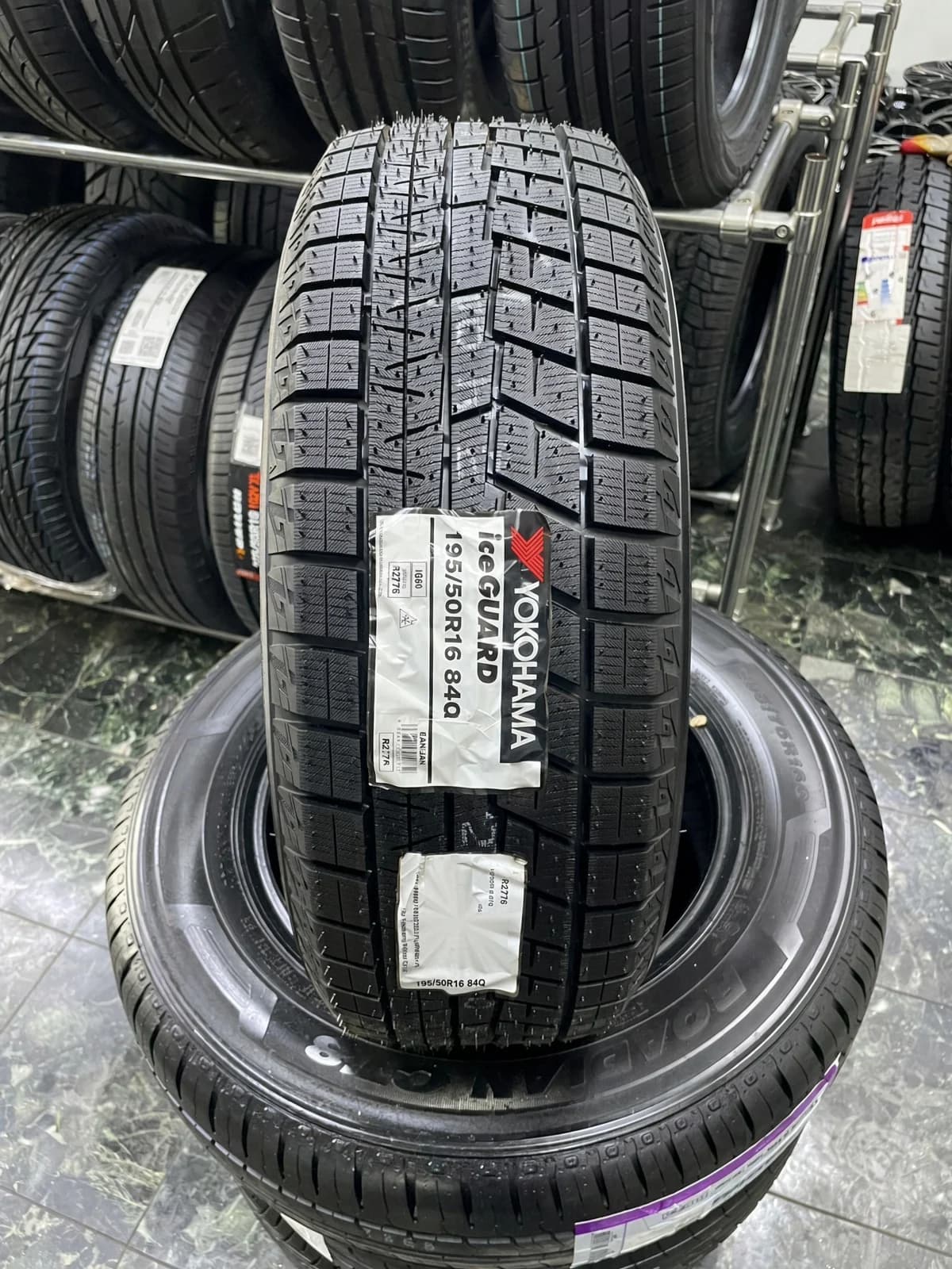 Yokohama Ice Guard IG60 195/50 R16 84Q