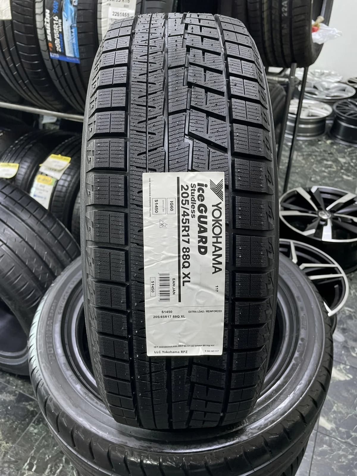 Yokohama Ice Guard IG60 205/45 R17 88Q XL
