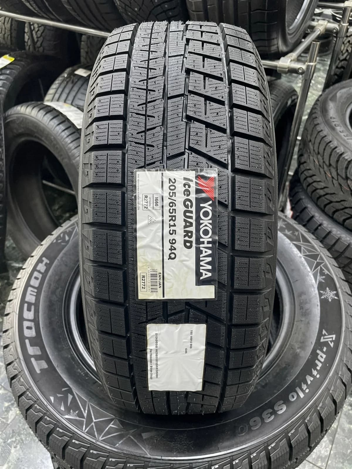 Yokohama Ice Guard IG60 205/65 R15 94Q