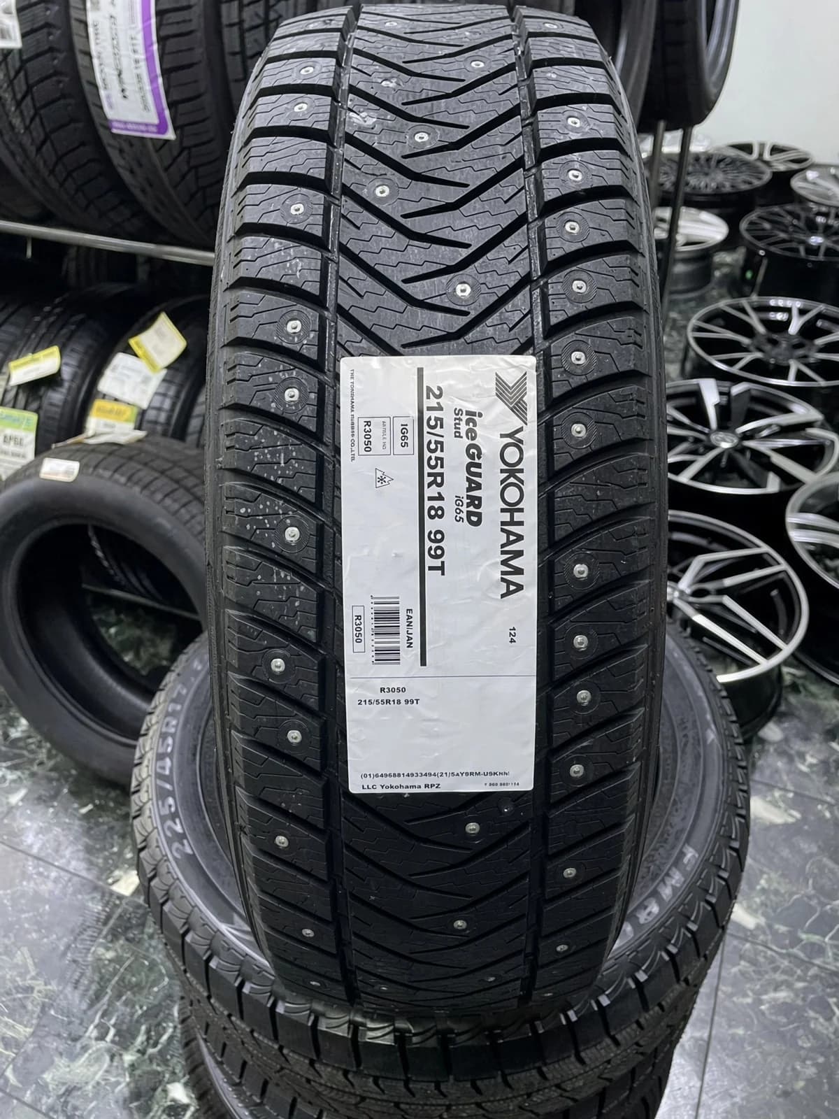 Yokohama Ice Guard IG65 215/55 R18 99T