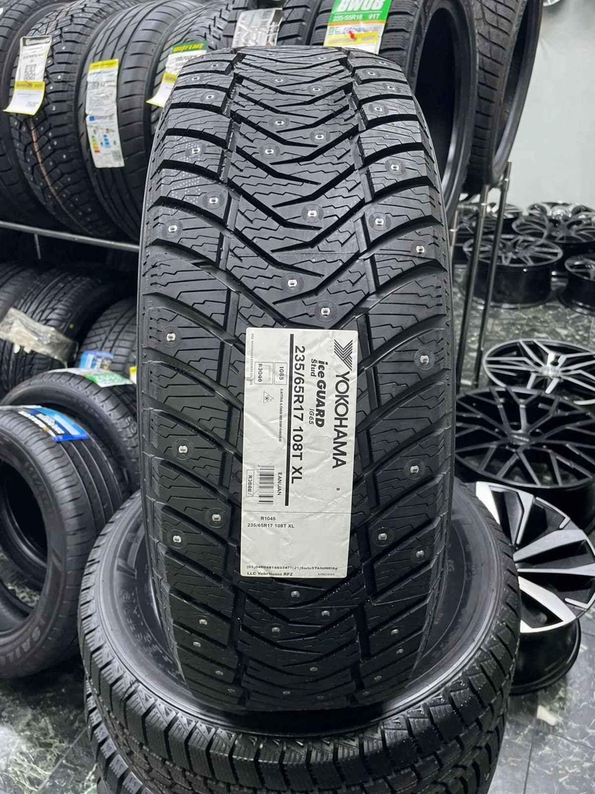 Yokohama Ice Guard IG65 235/65 R17 108T XL