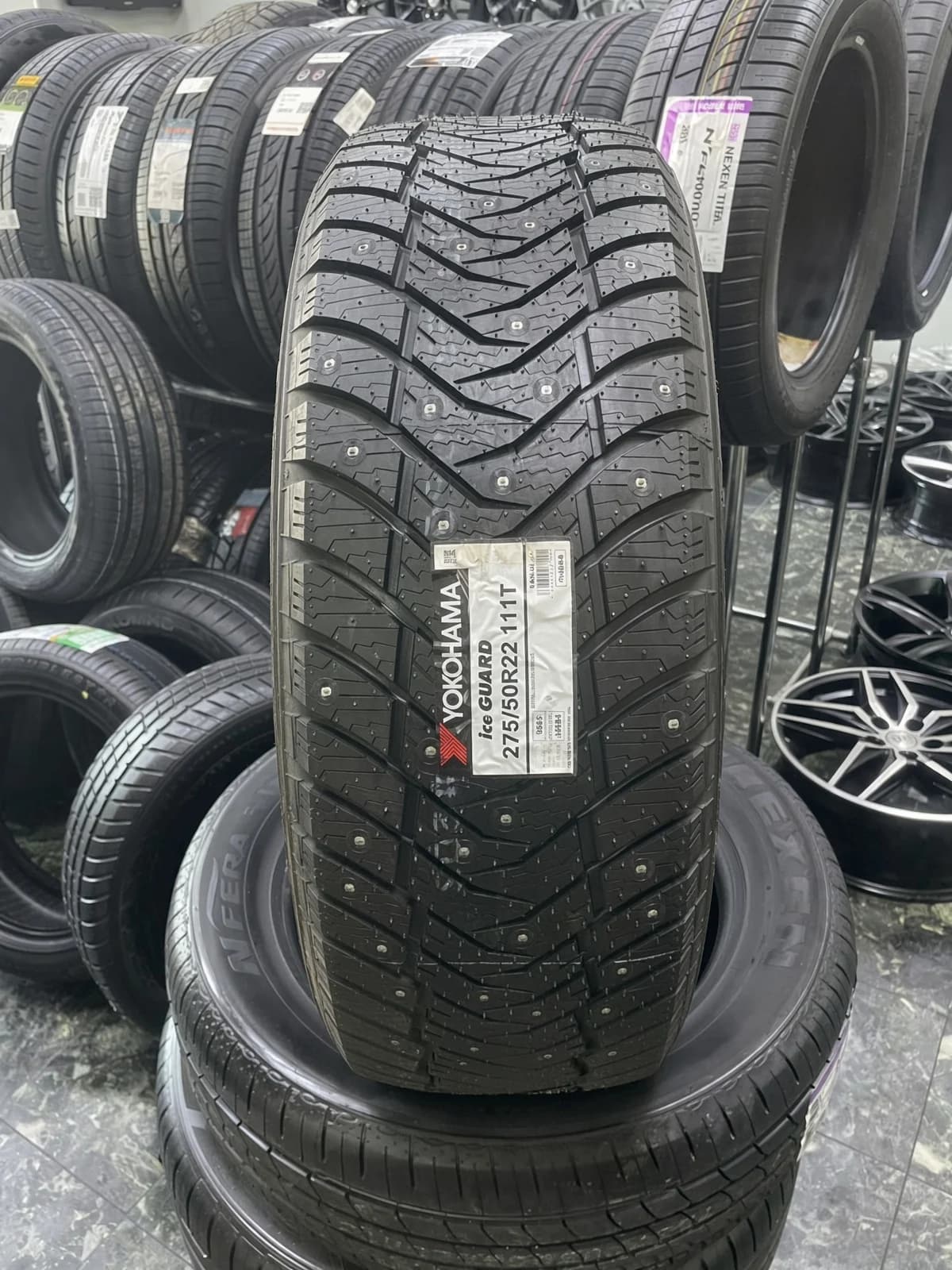 Yokohama Ice Guard IG65 275/50 R22 111T