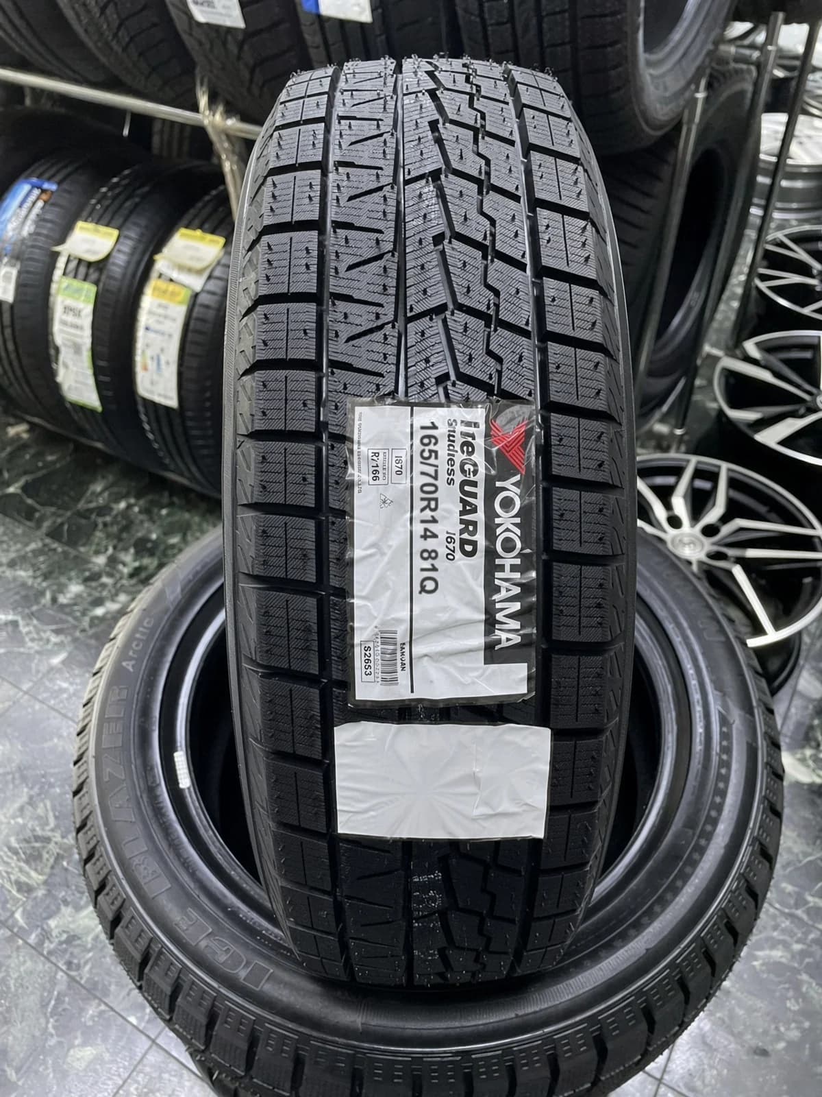 Yokohama Ice Guard IG70 165/70 R14 81Q