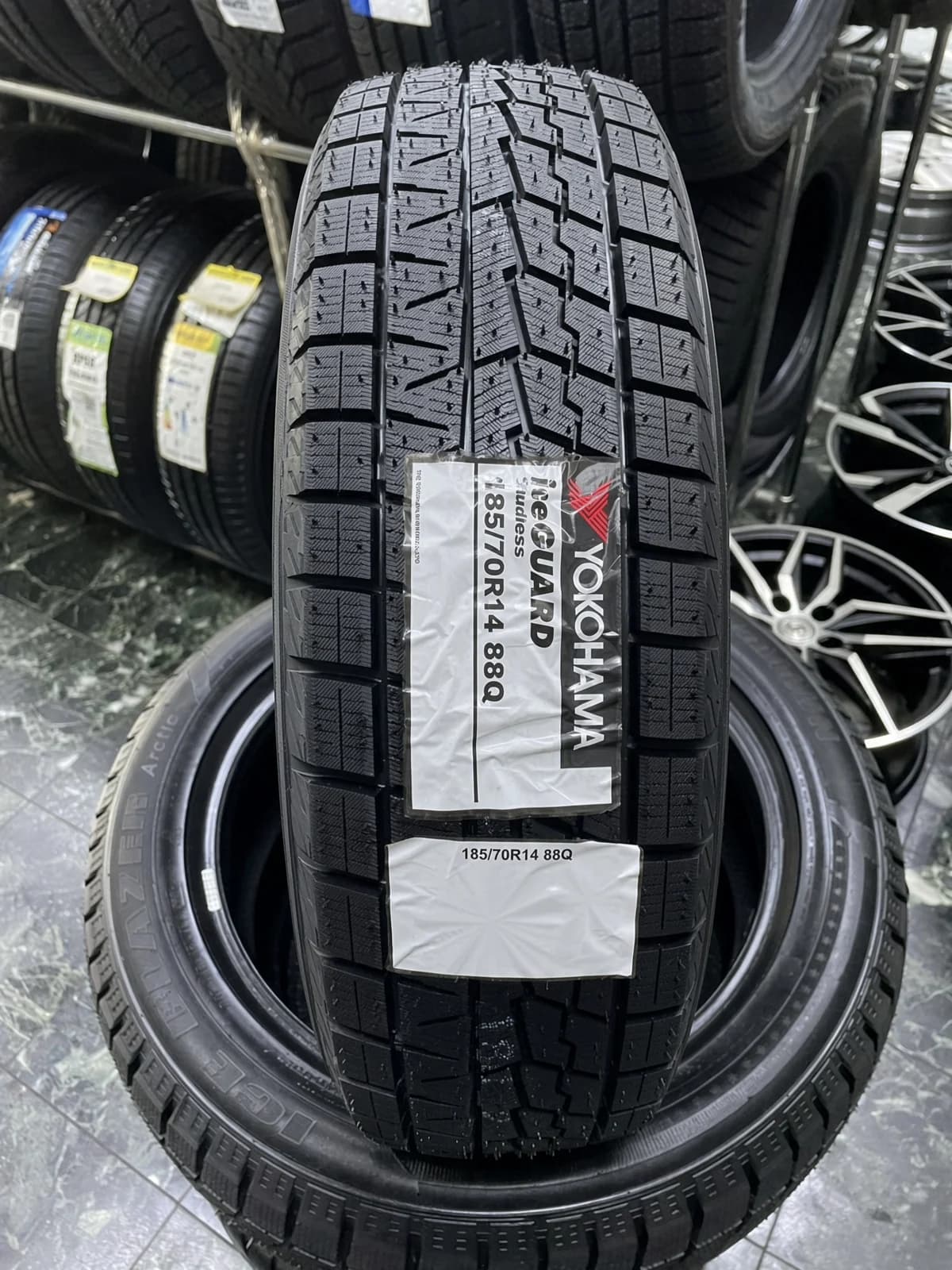 Yokohama Ice Guard IG70 185/70 R14 88Q