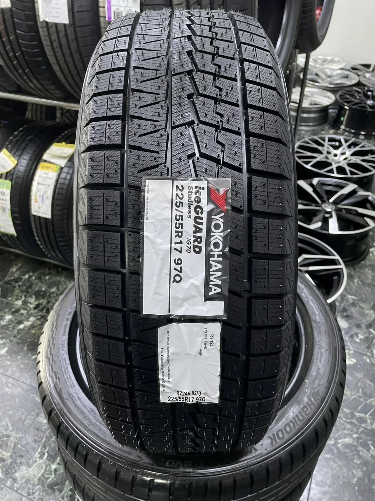 Yokohama Ice Guard IG70 225/55 R17 97Q