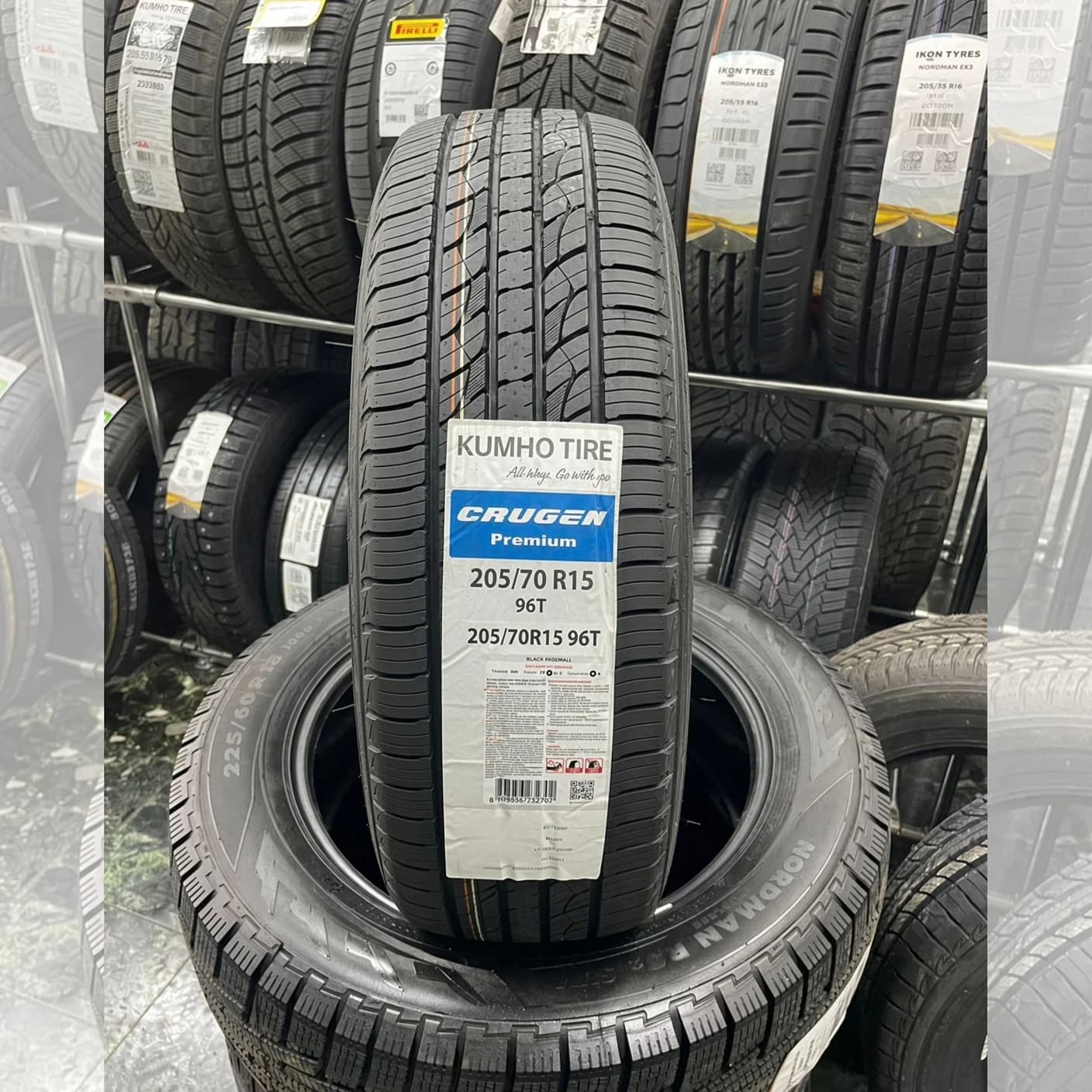 Kumho Crugen Premium KL33 205/70 R15 96T