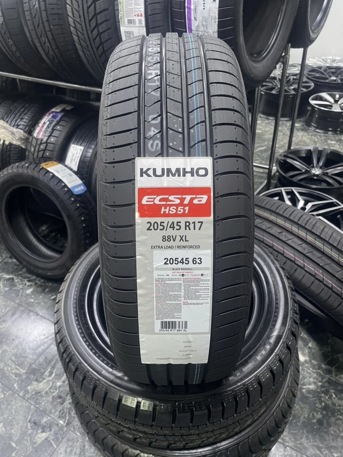 Kumho Ecsta HS51 205/45 R17 88V XL