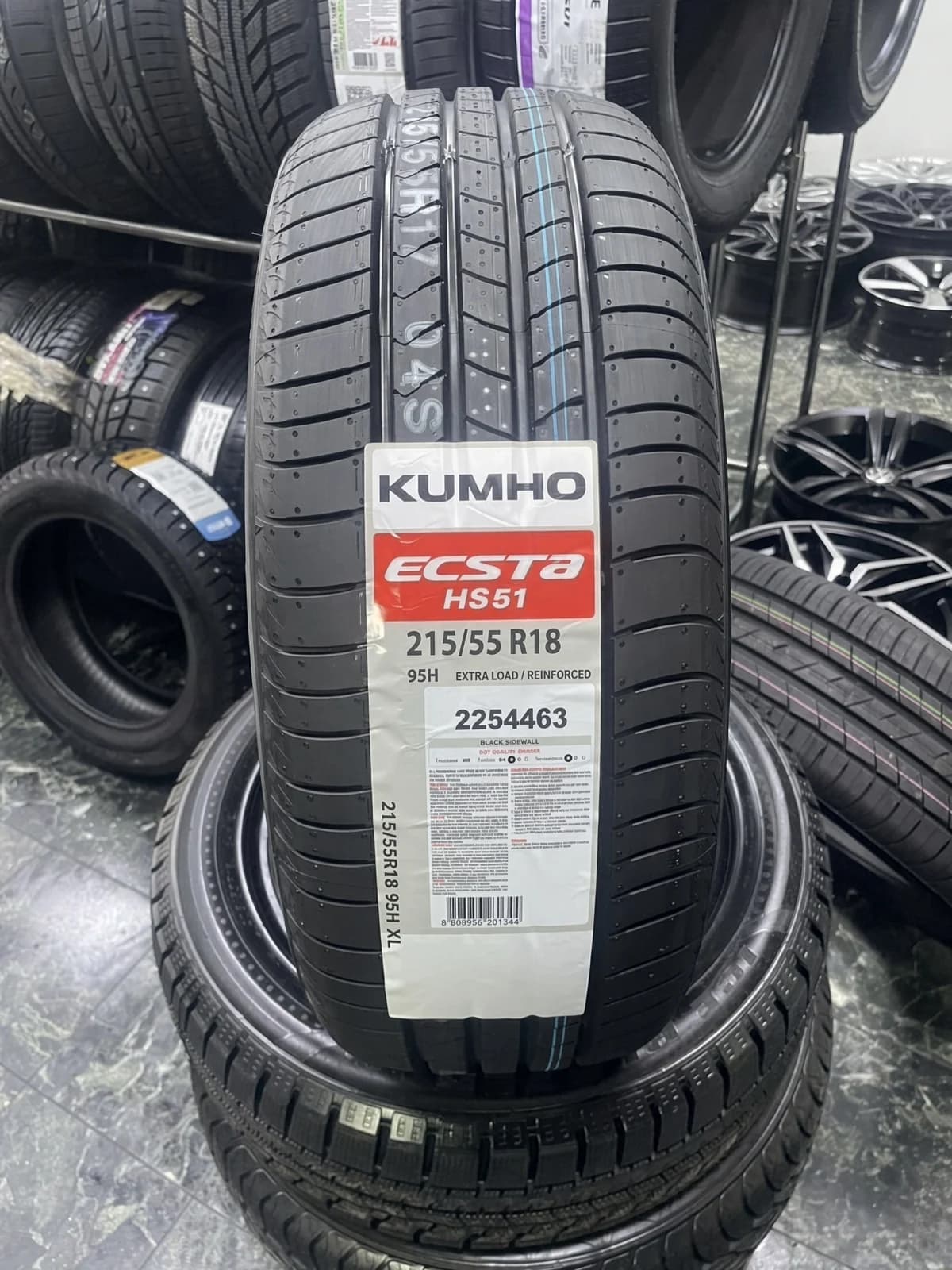Kumho Ecsta HS51 215/55 R18 95H XL