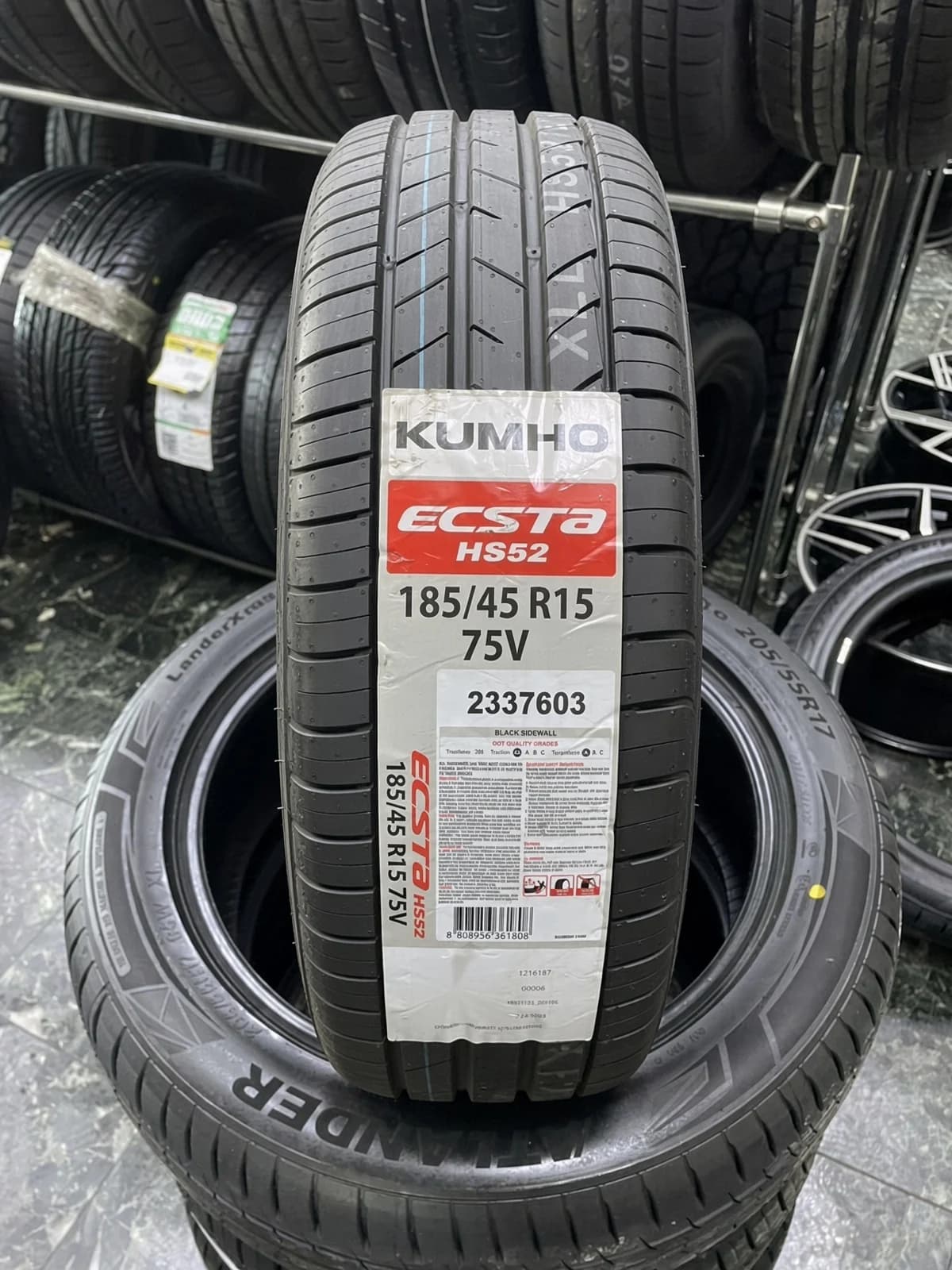 Kumho Ecsta HS52 185/45 R15 75V