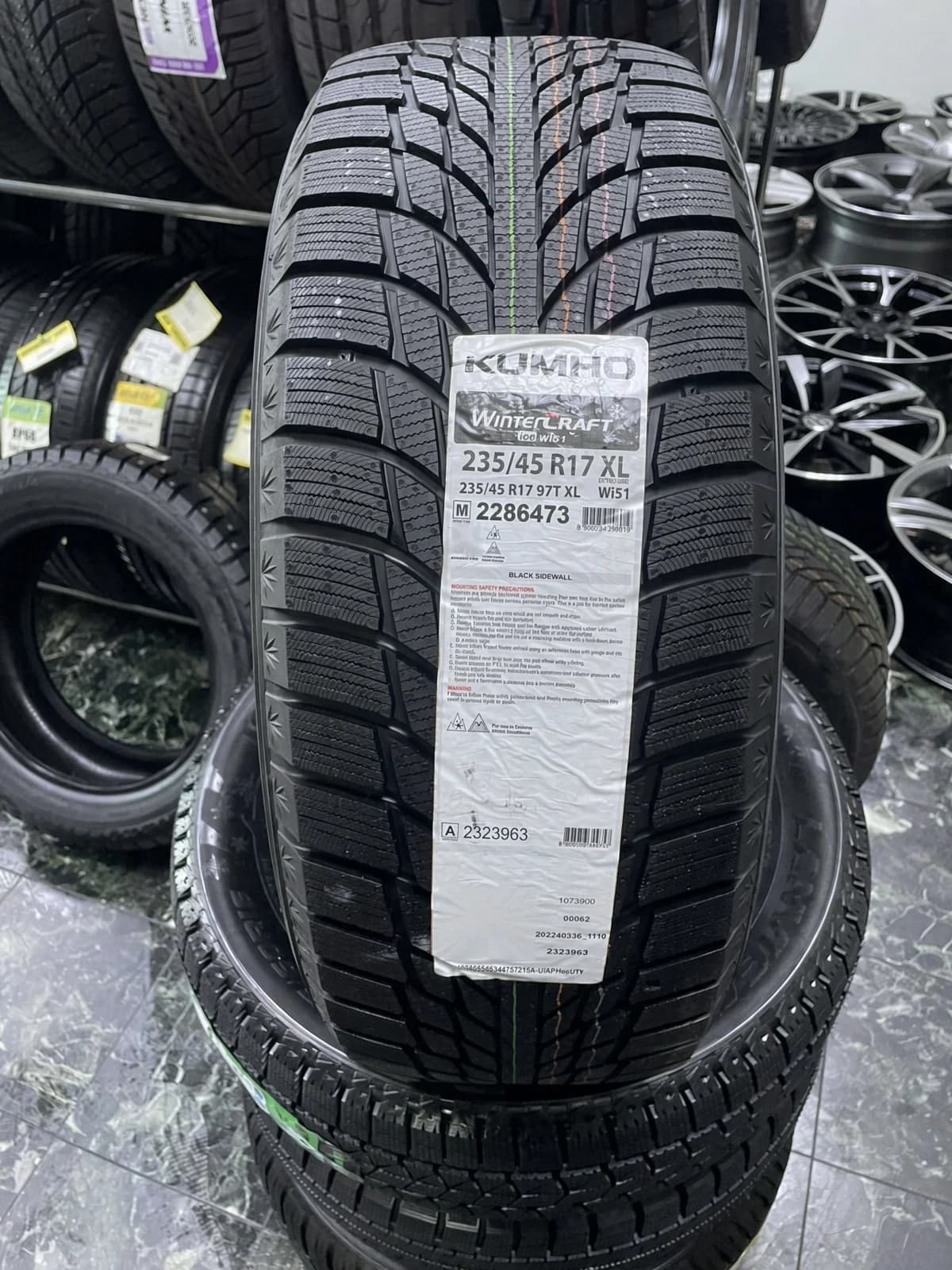 Kumho Wintercraft WI51 235/45 R17 97T XL