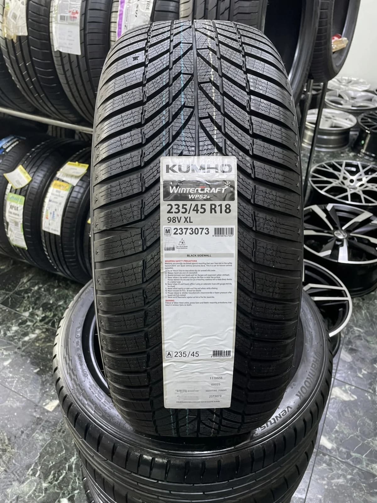 Kumho Wintercraft WP52+ 235/45 R18 98V XL