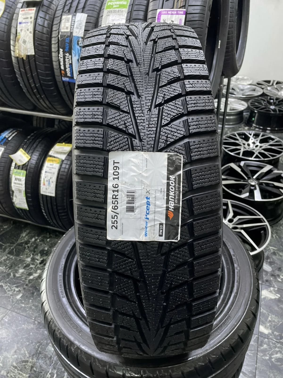 Hankook RW10 Winter i*cept X 255/65 R16 109T