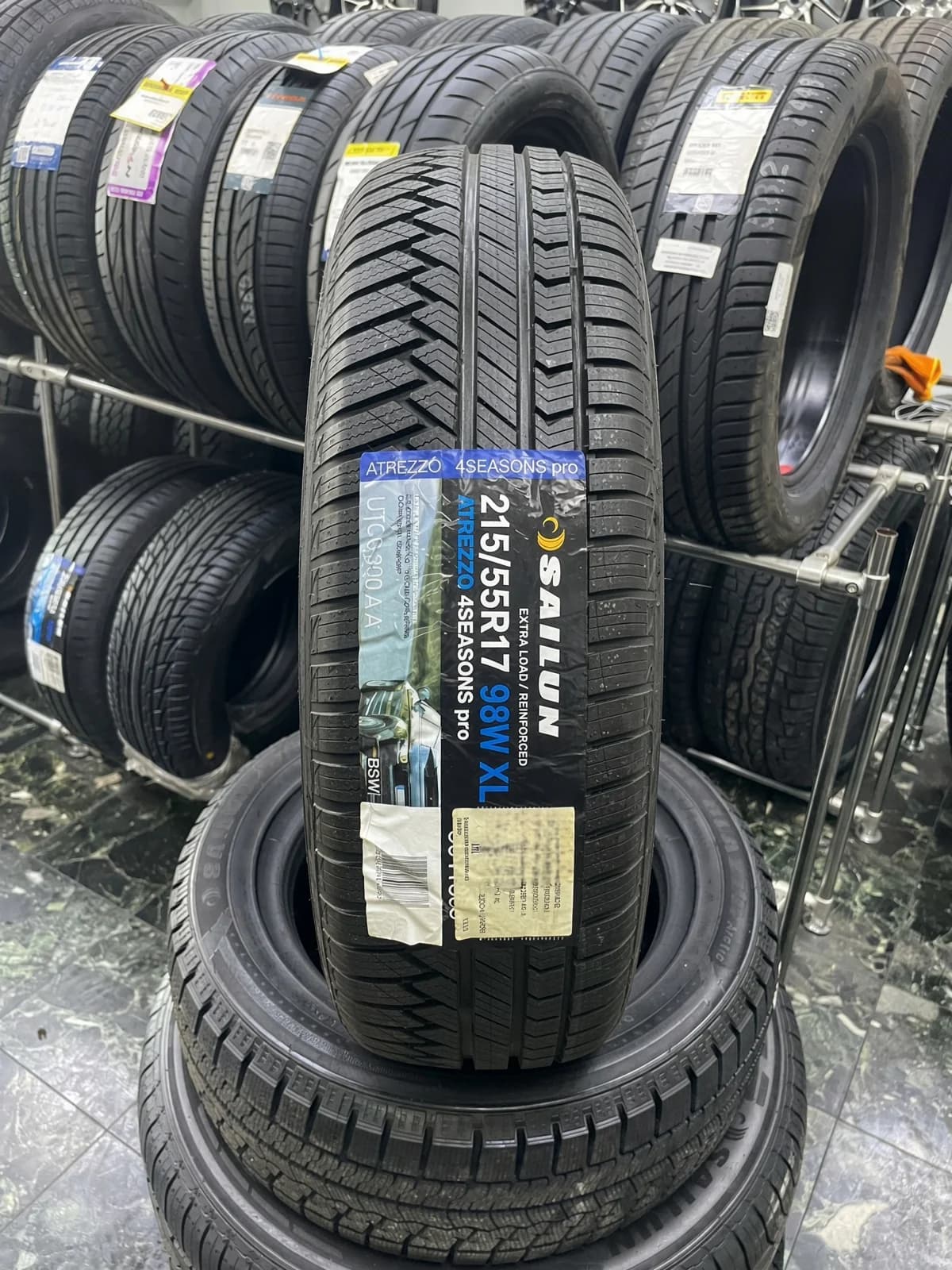 Sailun Atrezzo 4 Seasons Pro 215/55 R17 98W XL