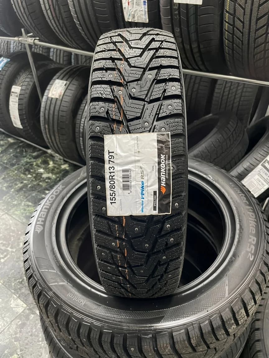 Hankook W429 i Pike RS2 155/80 R13 79T