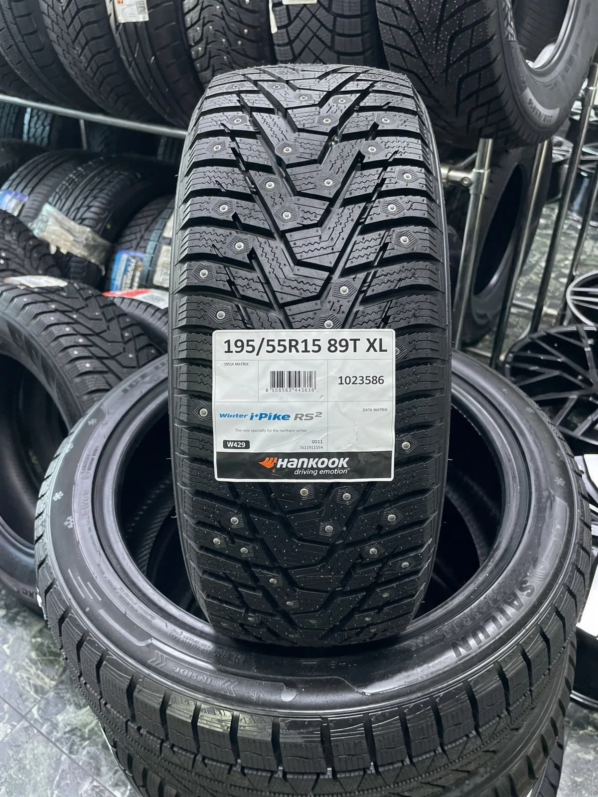 Hankook W429 i Pike RS2 195/55 R15 89T XL