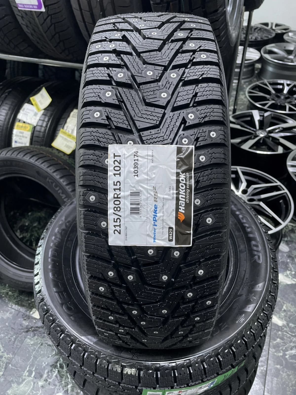 Hankook W429 i Pike RS2 215/80 R15 102T