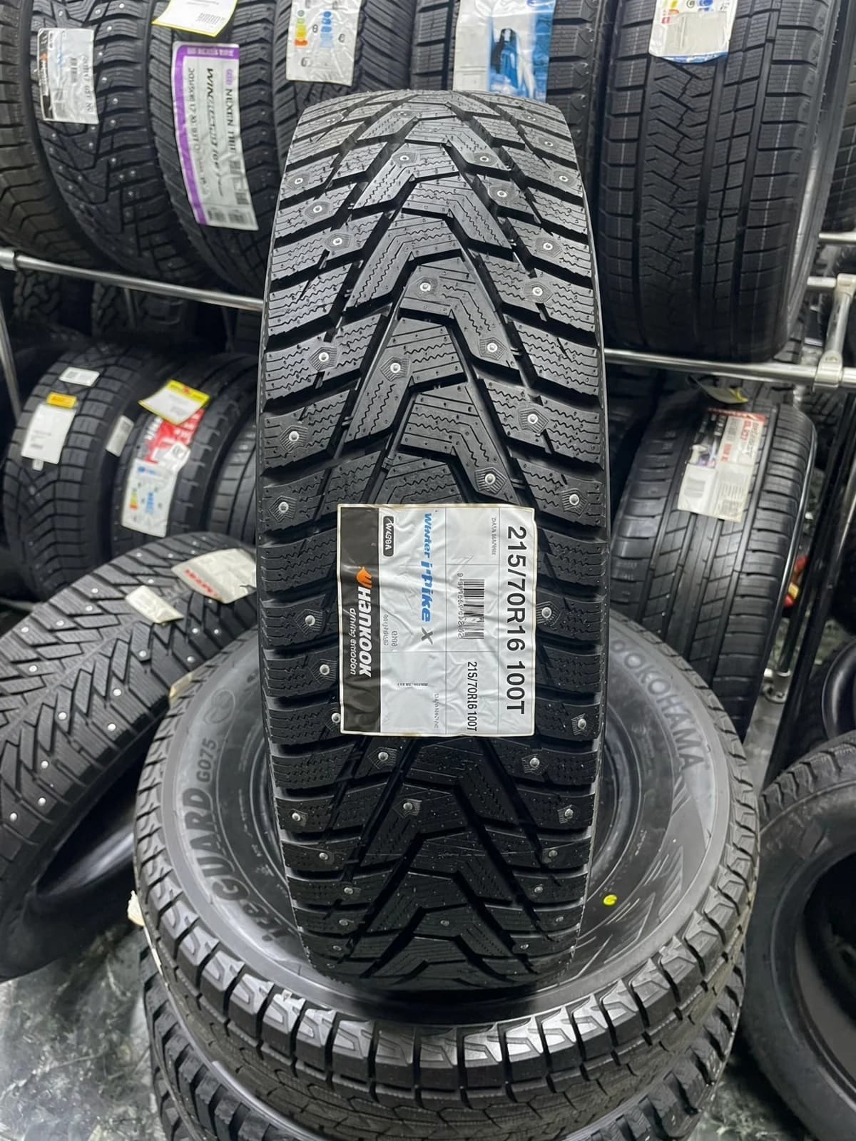 Hankook W429A i Pike X 215/70 R16 100T