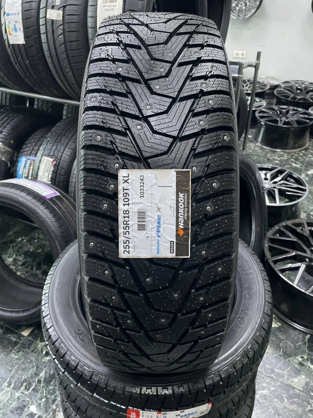 Hankook W429A i Pike X 255/55 R18 109T XL