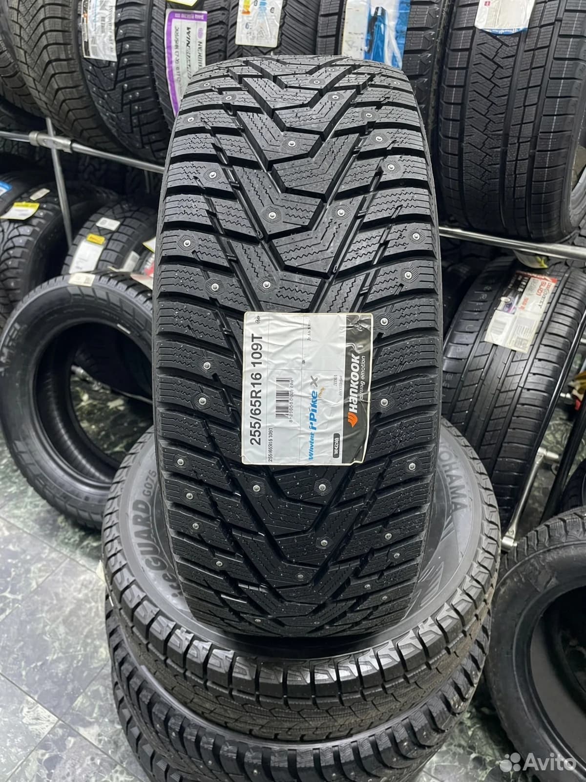Hankook W429A i Pike X 255/65 R16 109T