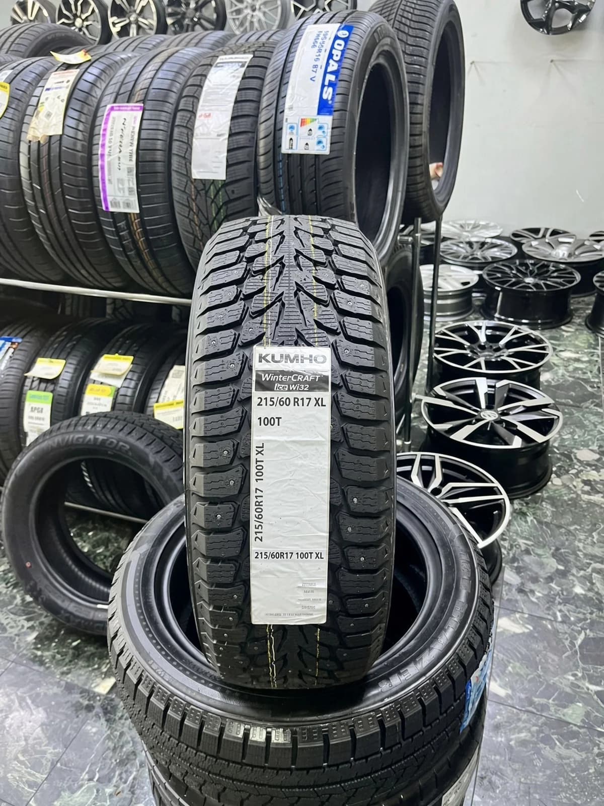 Kumho Wintercraft WI32 215/60 R17 100T XL