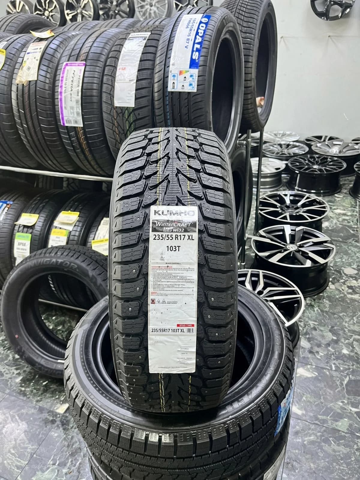 Kumho Wintercraft WI32 235/55 R17 103T XL