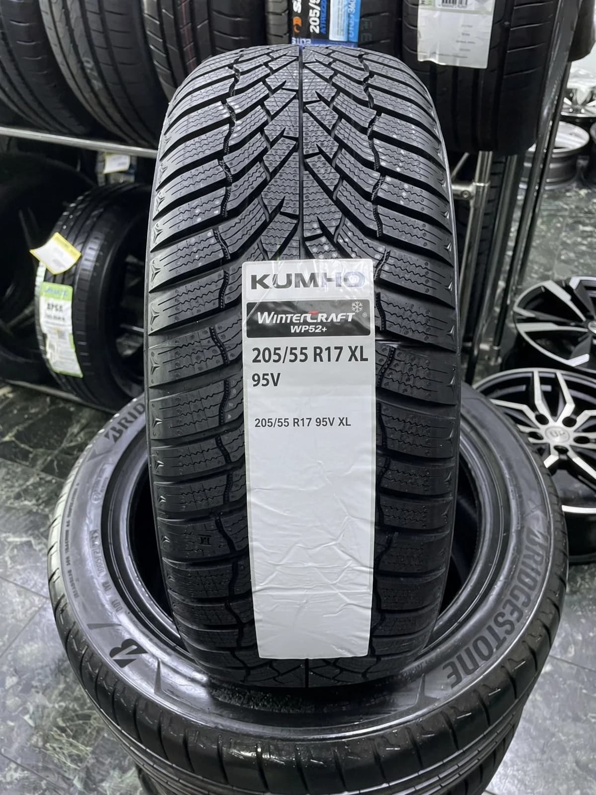 Kumho Wintercraft WP52+ 205/55 R17 95V XL