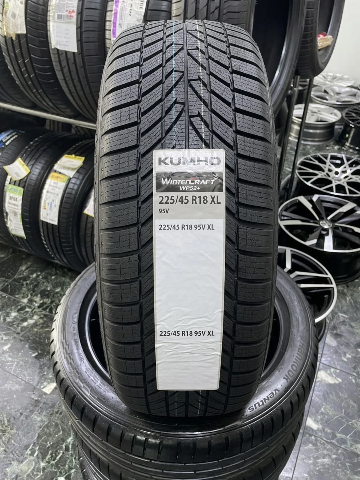 Kumho Wintercraft WP52+ 225/45 R18 95V XL