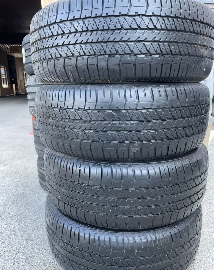 Bridgestone Dueler H/T 684II 275/60 R20 115H