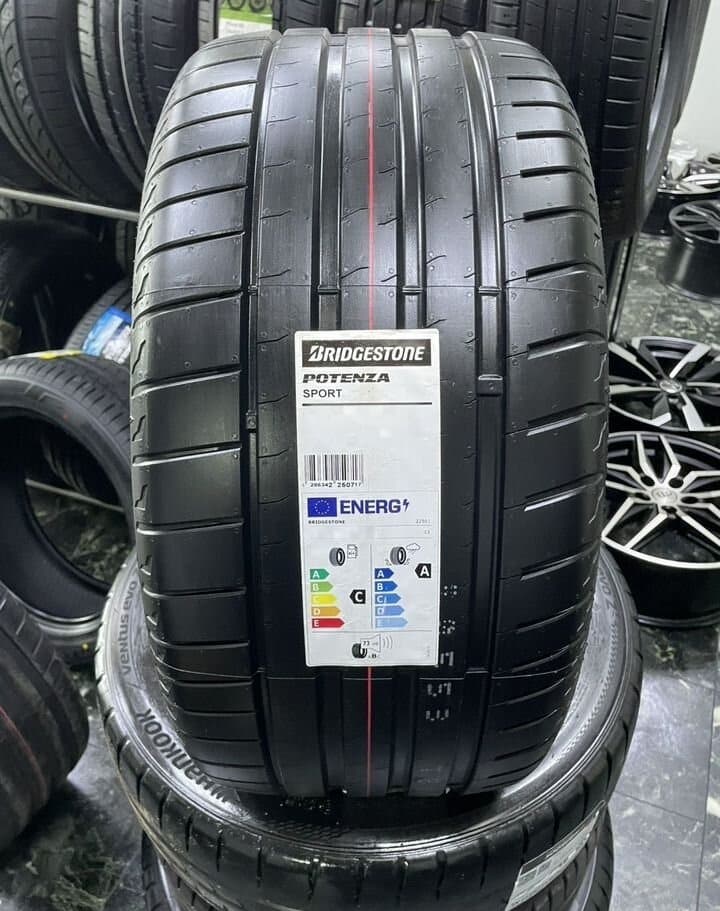 Bridgestone Potenza Sport 215/45 R18 93Y XL