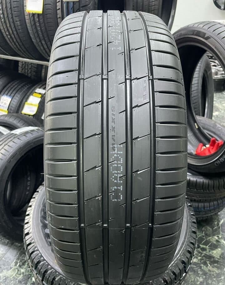 Maxxis Victra Sport VS6 SUV 275/40 R21 107Y