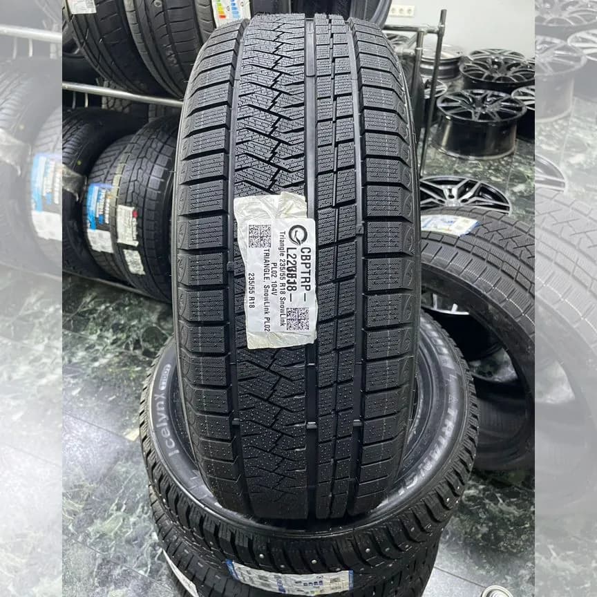 Triangle PL02 235/55 R18 104V