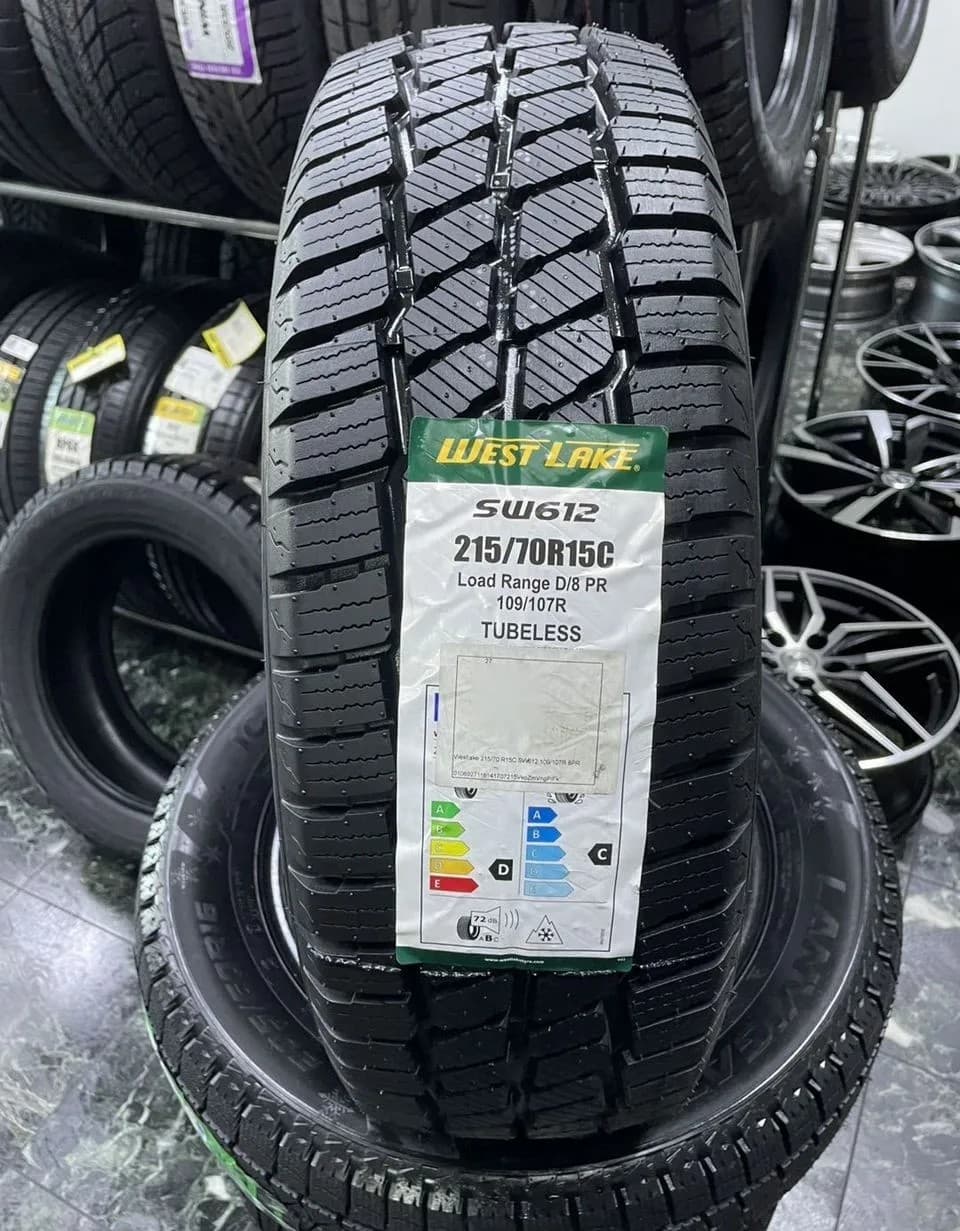 Westlake SW612 215/70 R15C 109R