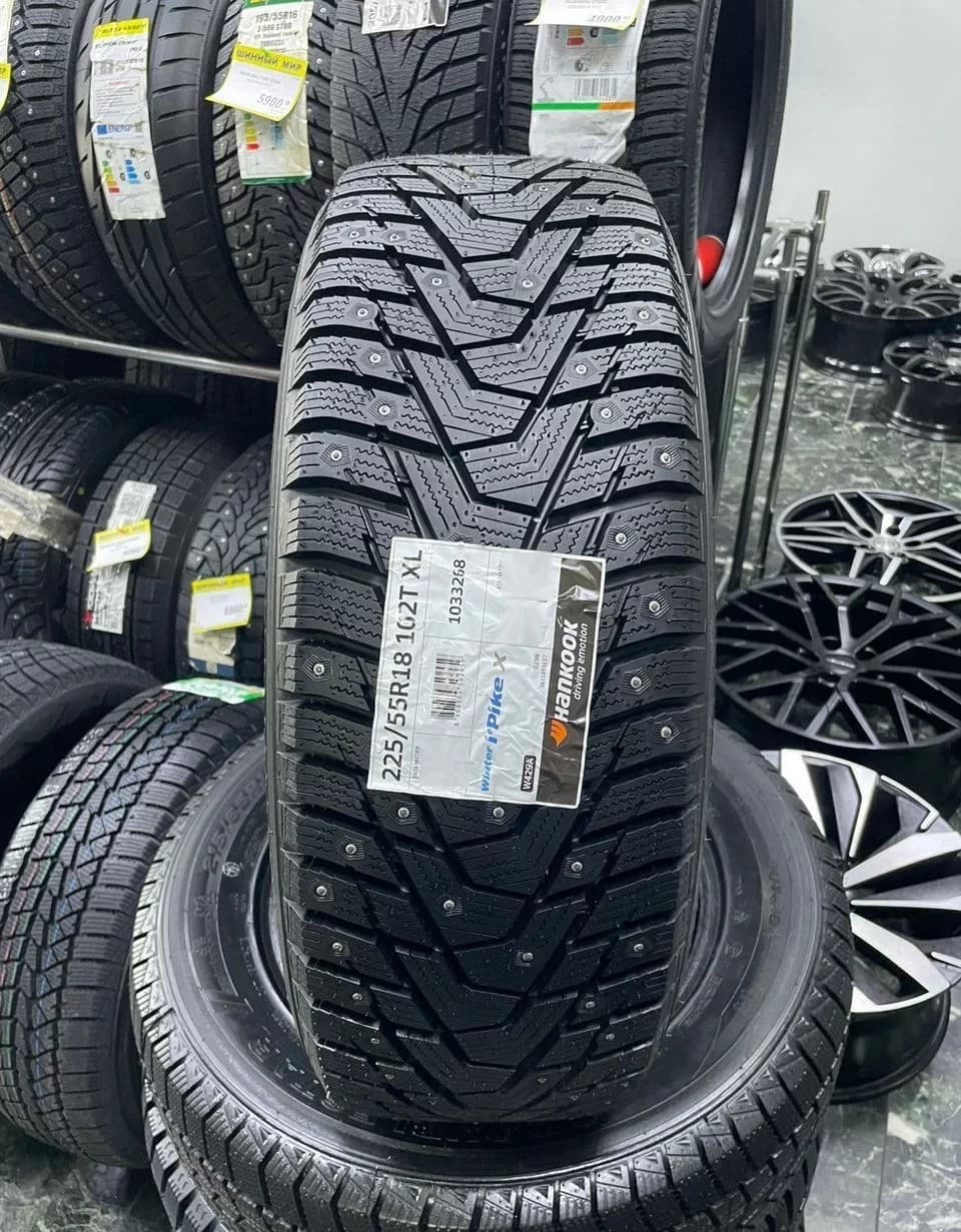 Hankook W429A i Pike X 225/55 R18 102T XL