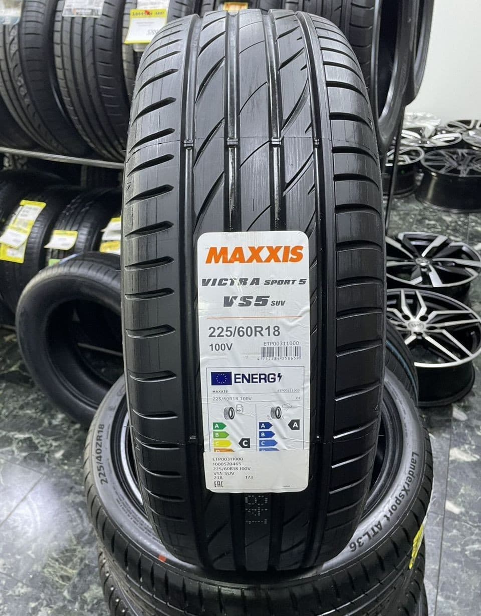 Maxxis Victra Sport VS5 225/60 R18 100V