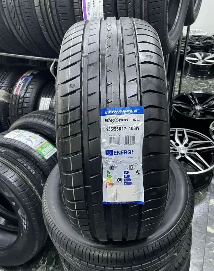 Triangle TH202 EffeXSport 235/55 R17 103W XL