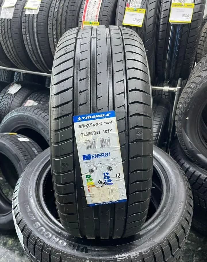 Triangle EffeXSport TH202 225/55 R17 101Y