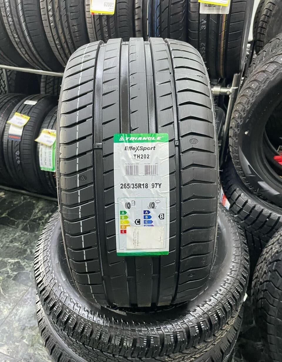 Triangle EffeXSport TH202 265/35 R18 97Y