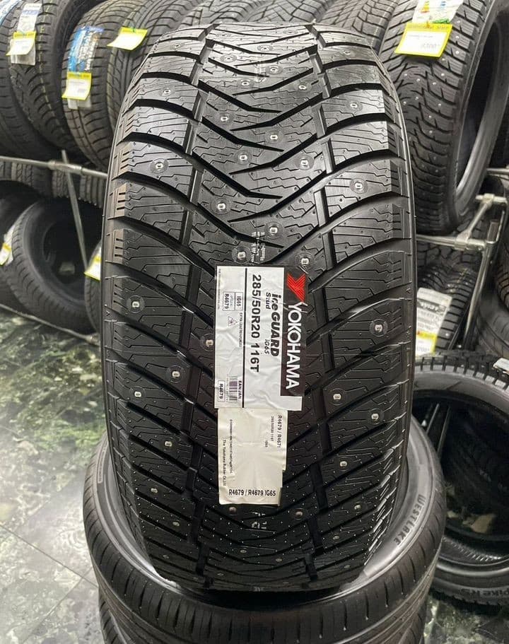Yokohama IceGuard Stud IG65 285/50 R20 116T