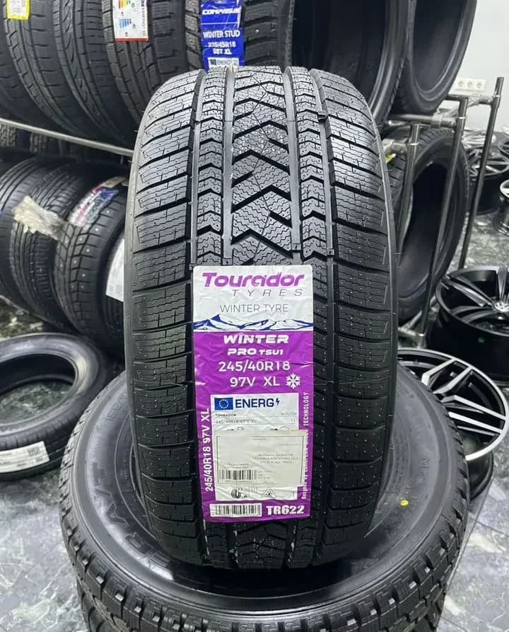 Tourador Winter Pro TSU1 245/40 R18 97V XL
