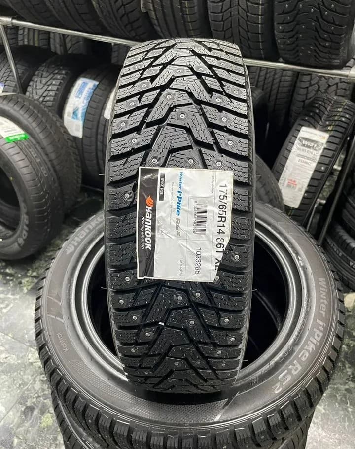 Hankook W429 i Pike RS2 175/65 R14 86T XL