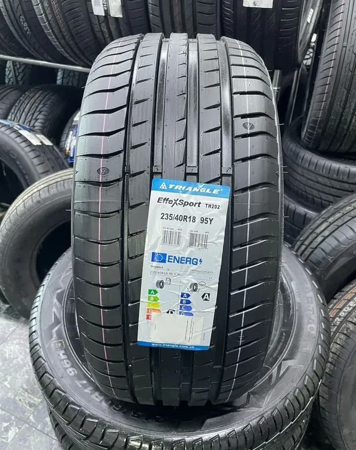 Triangle TH202 EffeXSport 235/40 R18 95Y XL