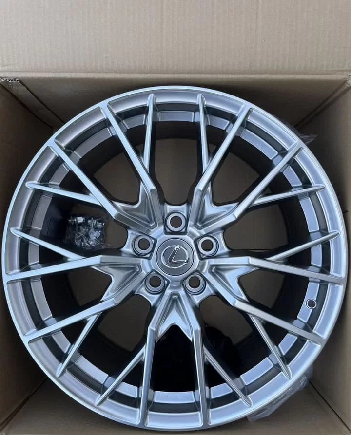 Литые диски FR Replica LX1011 8×R19 5×114.3
