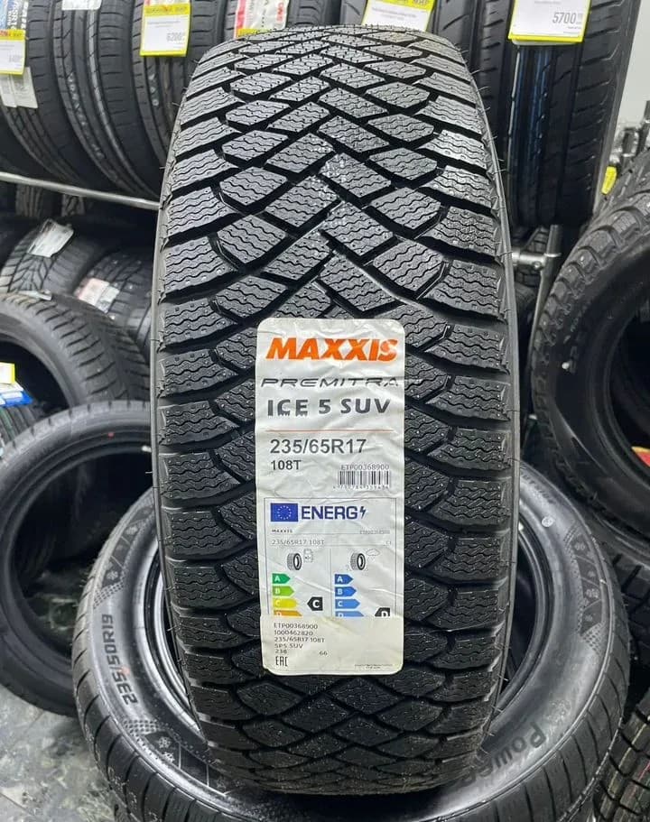 Maxxis Premitra Ice 5 SUV / SP5 SUV 235/65 R17 108T