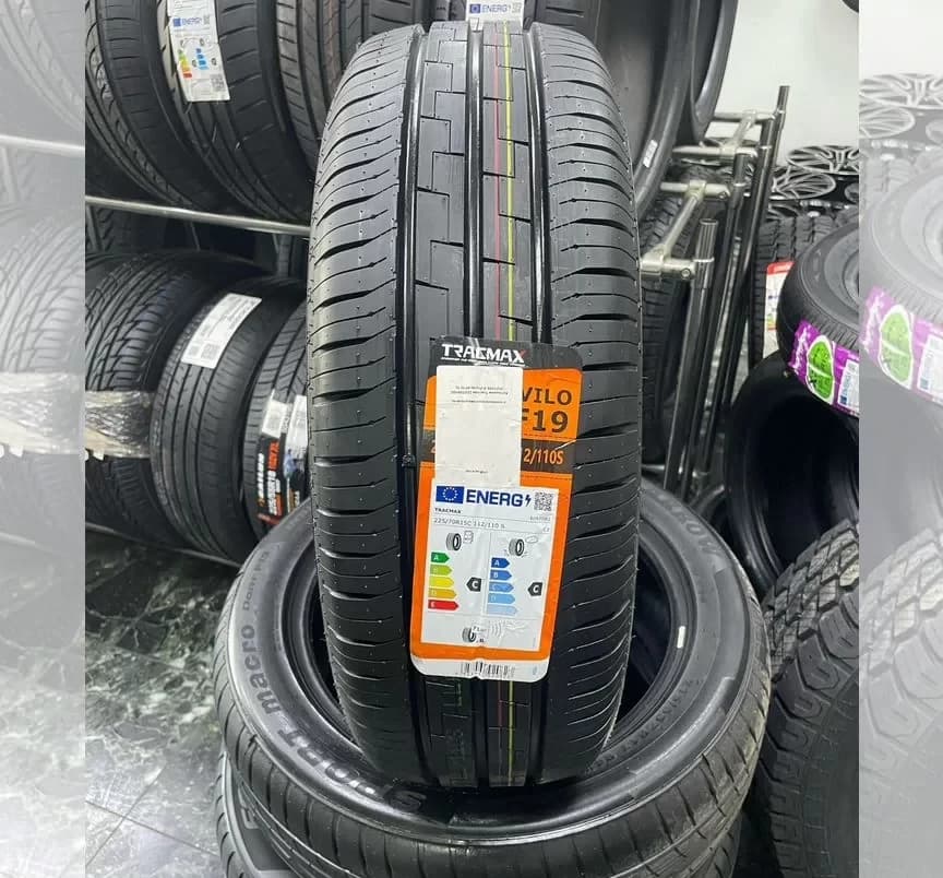 Tracmax X-Privilo RF-19 225/70 R15C 112S