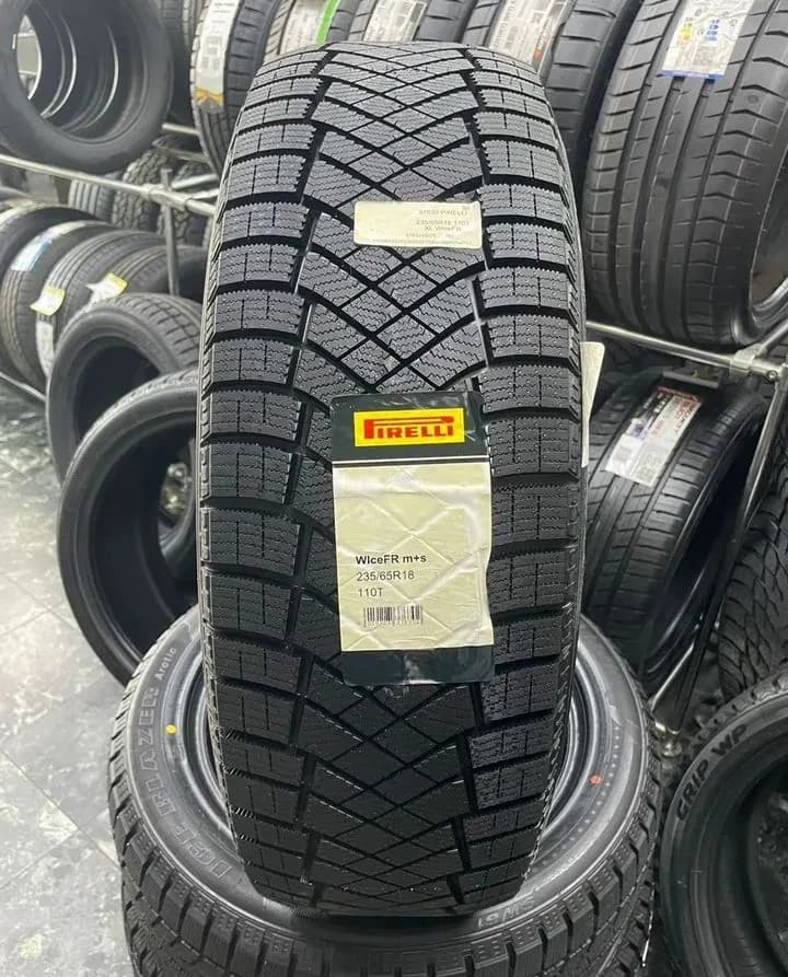 Pirelli Ice Zero FR 235/65 R18 110T XL