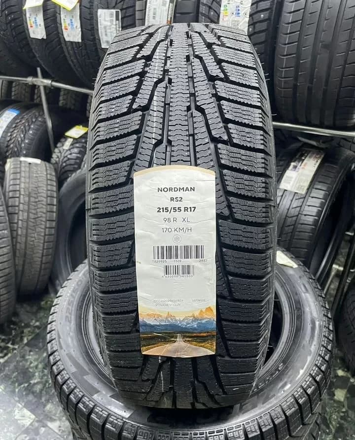 Ikon Nordman RS2 215/55 R17 98R