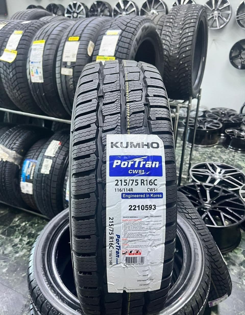 Kumho CW51 215/75 R16C 116R