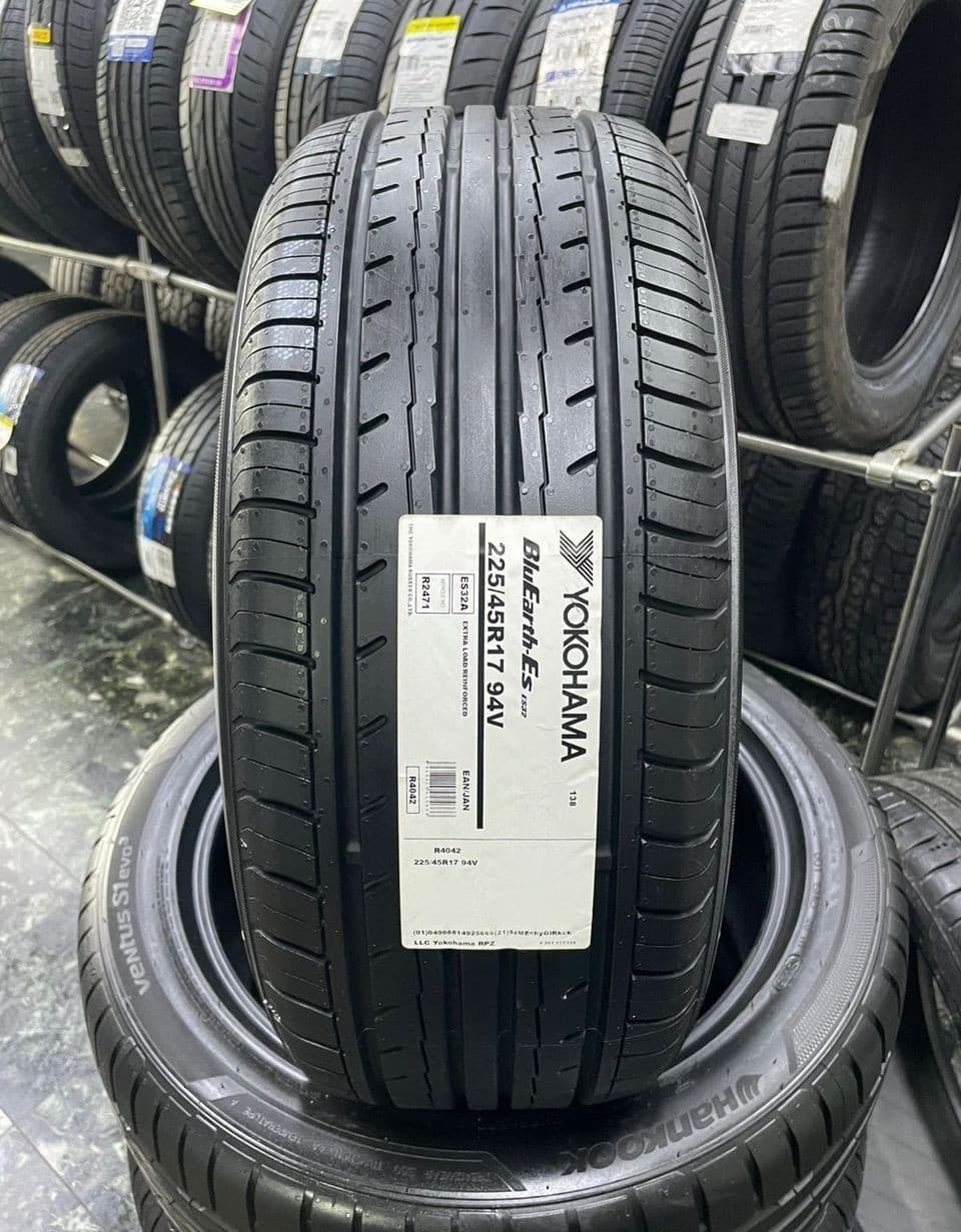 Yokohama BluEarth ES32 225/45 R17 94V